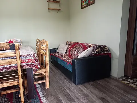 Kirayə verilir 3 otaqlı həyət evi