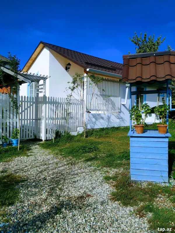 Kirayə verilir 2 otaqlı həyət evi