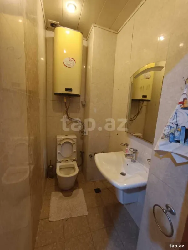 Kirayə verilir 3 otaqlı yeni tikili 160 m²