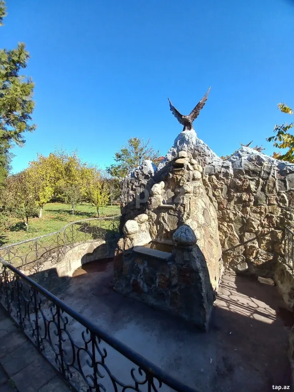 Kirayə verilir 2 otaqlı həyət evi