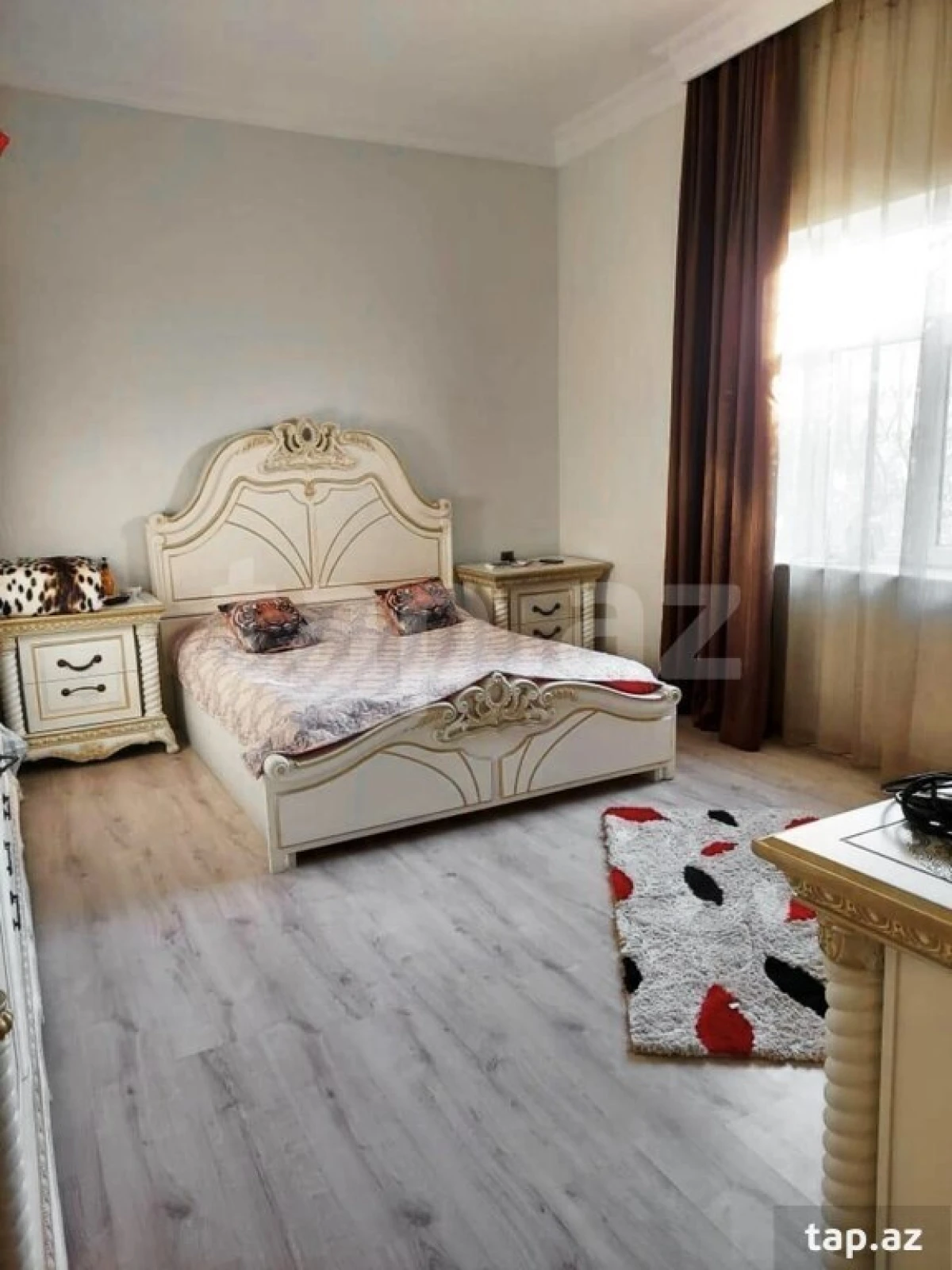 Kirayə verilir 4 otaqlı həyət evi