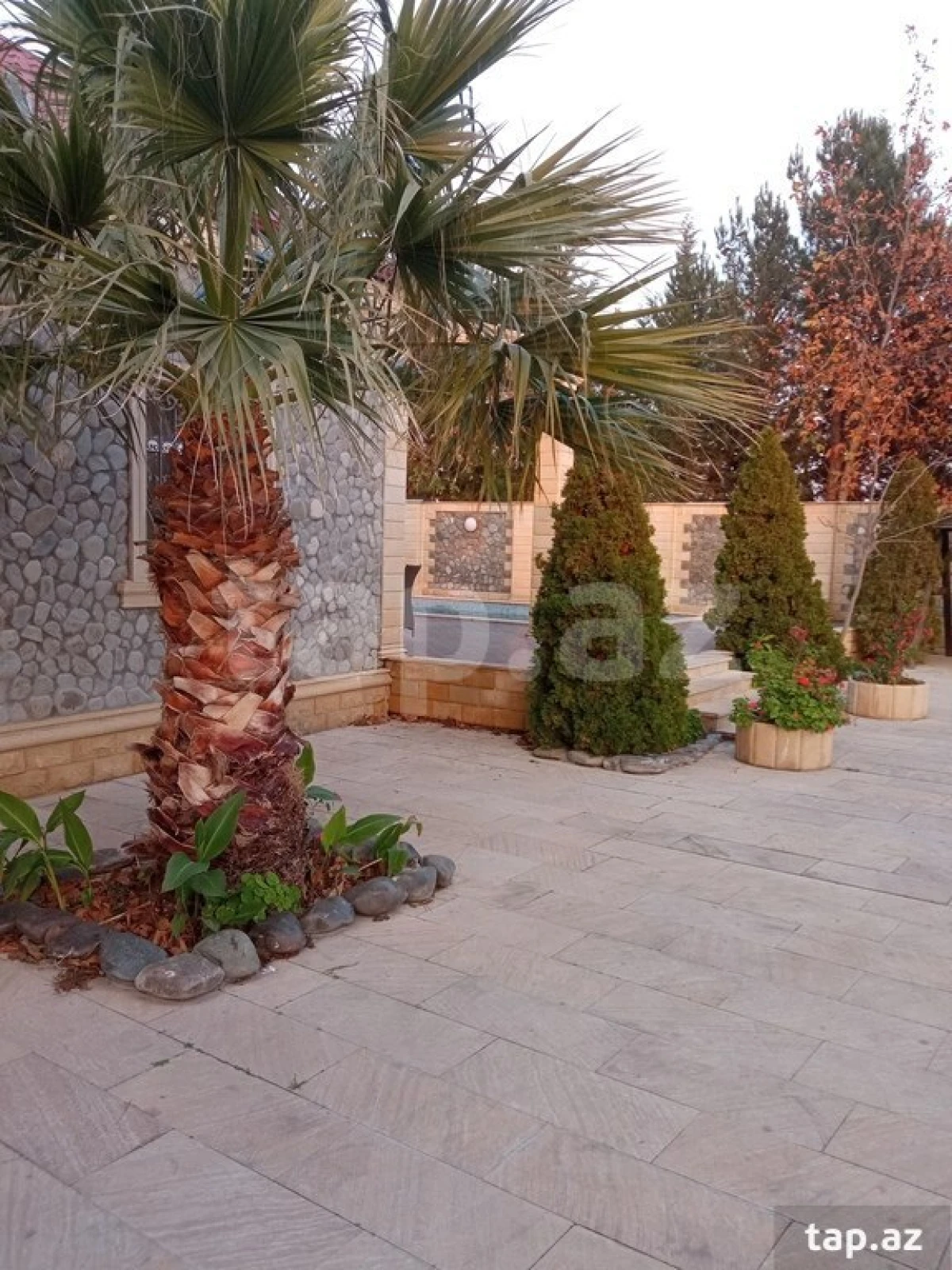 Kirayə verilir 4 otaqlı həyət evi