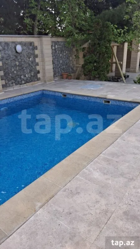 Kirayə verilir 4 otaqlı həyət evi