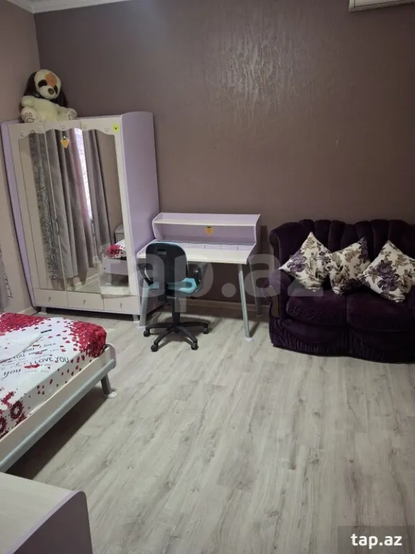 Kirayə verilir 4 otaqlı həyət evi