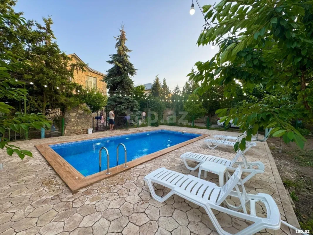 Kirayə verilir 4 otaqlı həyət evi