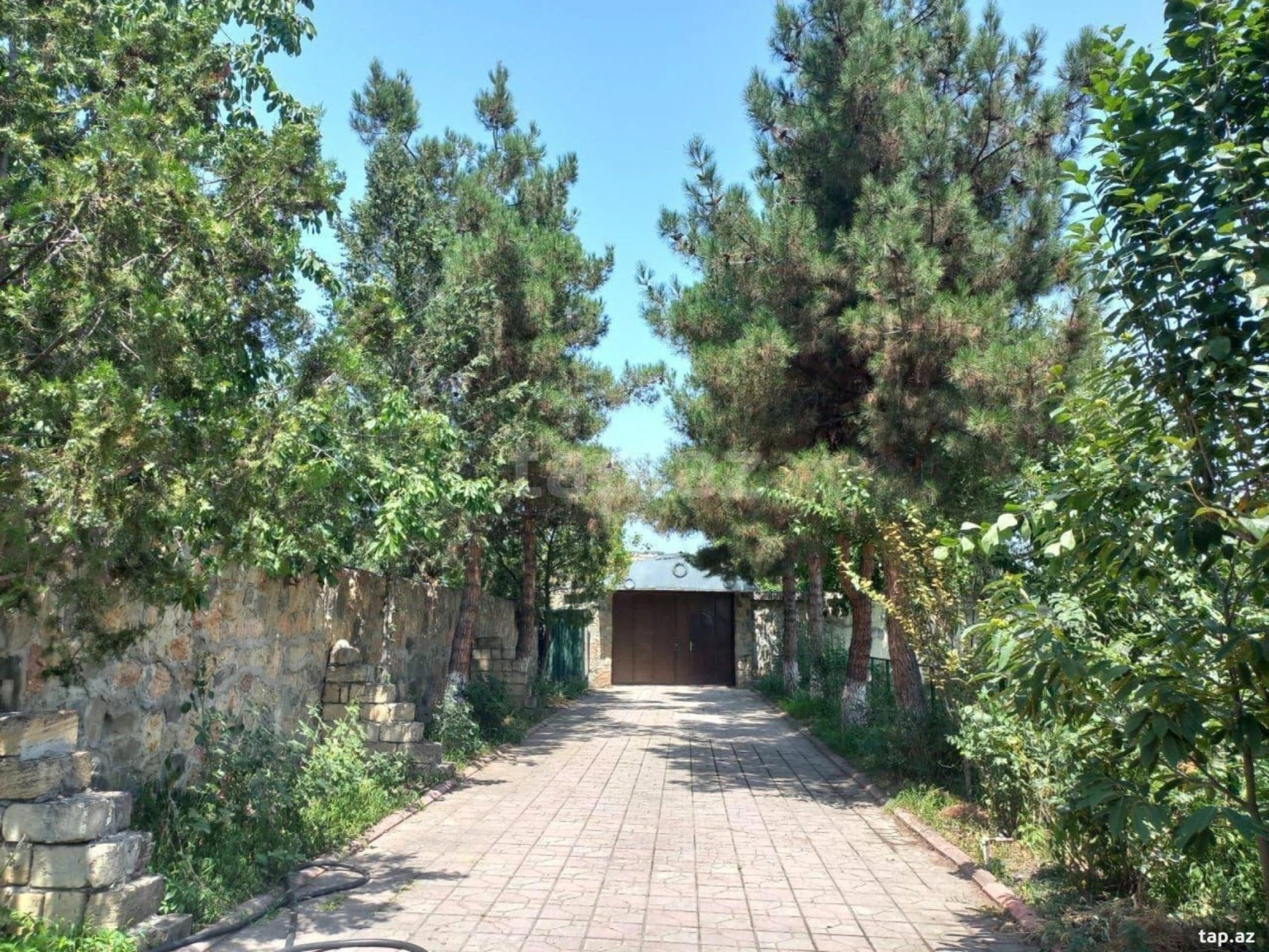 Kirayə verilir 4 otaqlı həyət evi