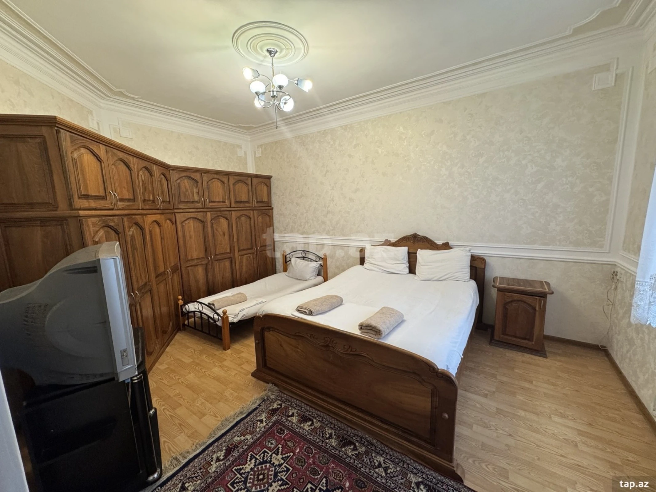 Kirayə verilir 4 otaqlı həyət evi