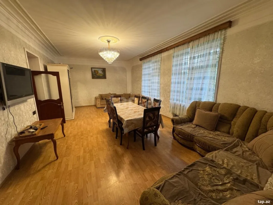 Kirayə verilir 4 otaqlı həyət evi