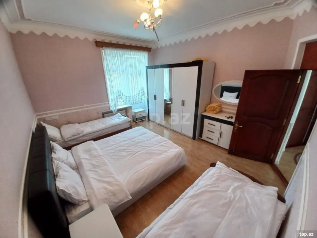 Kirayə verilir 4 otaqlı həyət evi