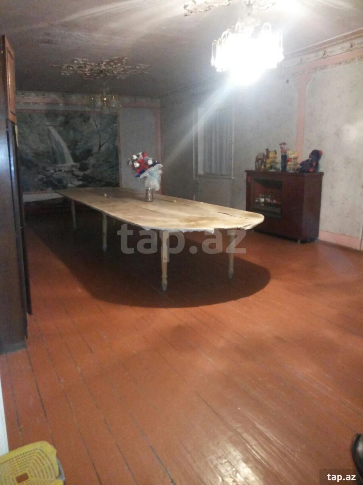 Satılır 8 otaqlı həyət evi