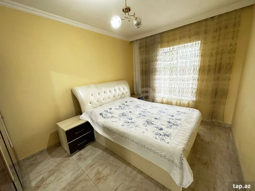 Kirayə verilir 4 otaqlı həyət evi