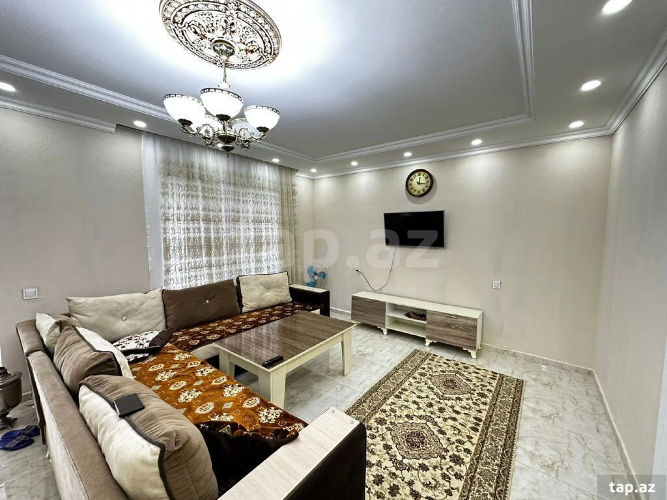 Kirayə verilir 4 otaqlı həyət evi