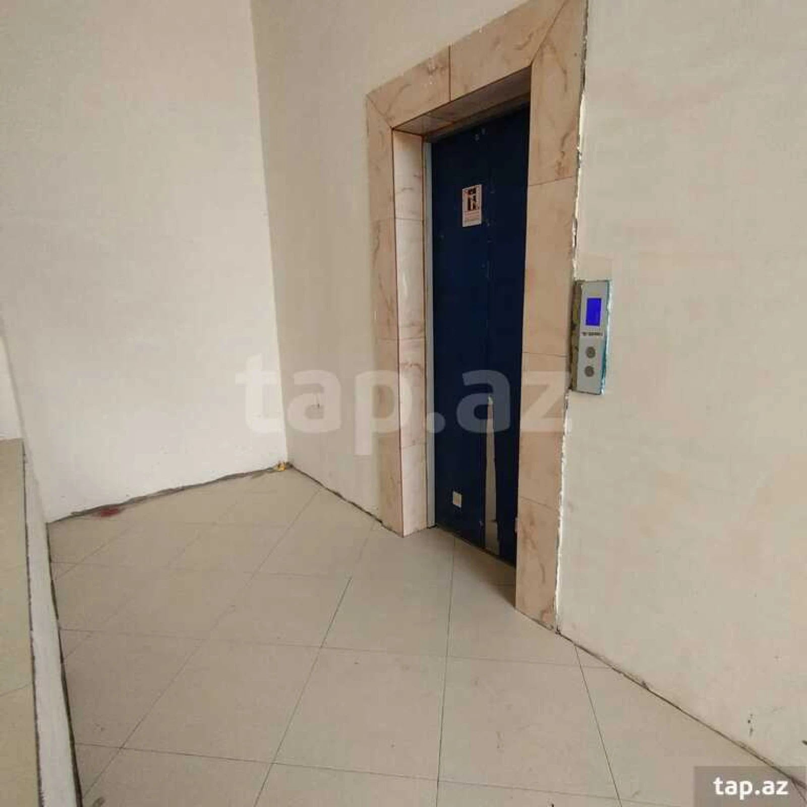 Satılır 3 otaqlı yeni tikili 127.5 m²