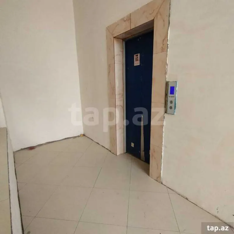 Satılır 3 otaqlı yeni tikili 127.5 m²