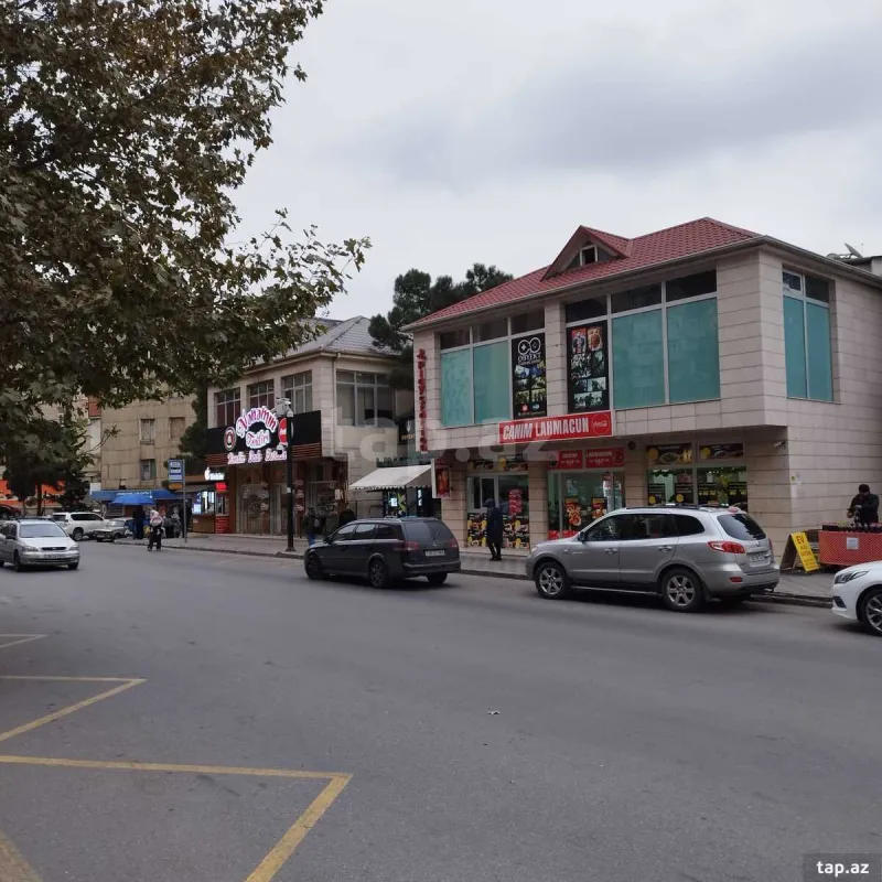 Satılır 3 otaqlı yeni tikili 127.5 m²