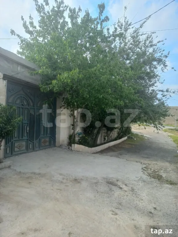 Satılır 3 otaqlı həyət evi