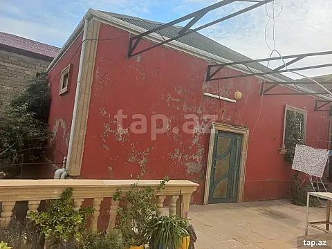 Satılır 3 otaqlı həyət evi