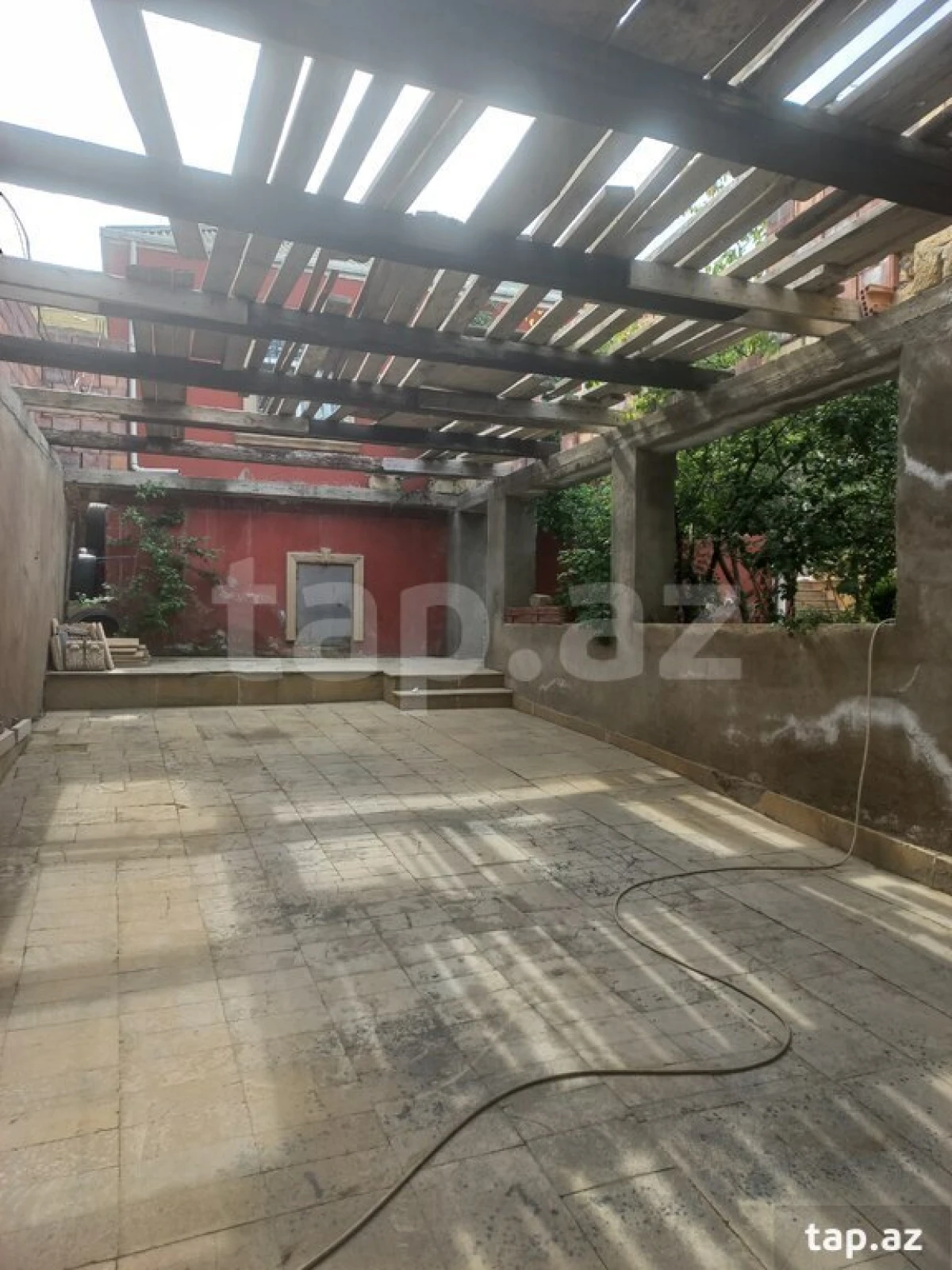 Satılır 3 otaqlı həyət evi