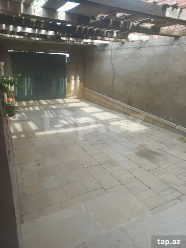 Satılır 3 otaqlı həyət evi