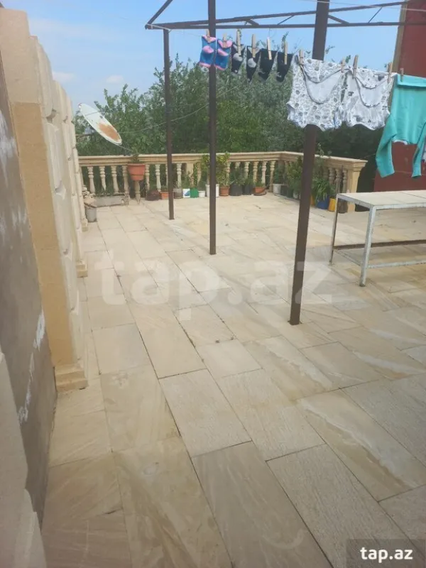 Satılır 3 otaqlı həyət evi