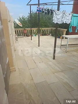 Satılır 3 otaqlı həyət evi