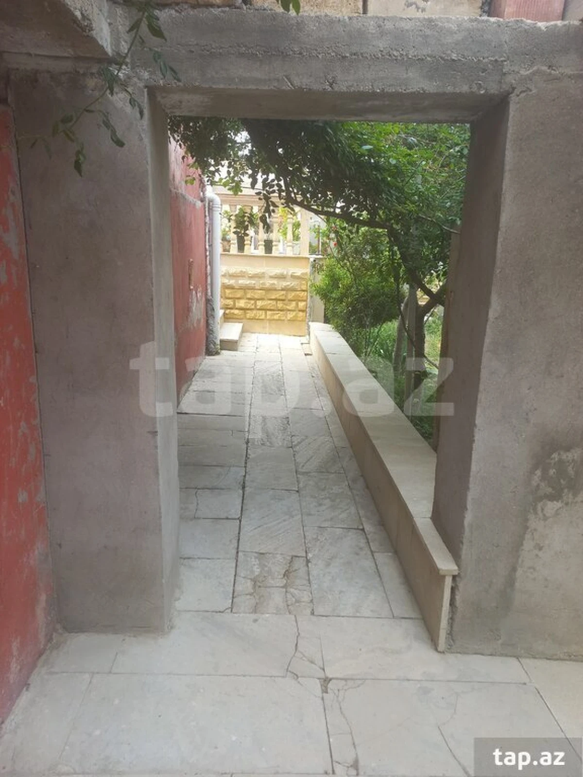 Satılır 3 otaqlı həyət evi