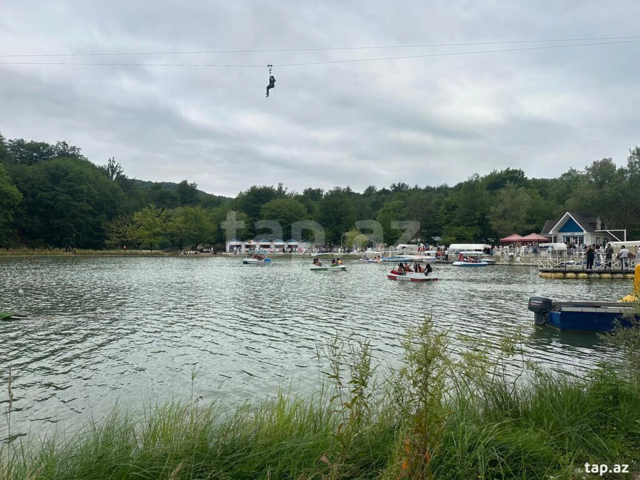 Kirayə verilir 3 otaqlı həyət evi