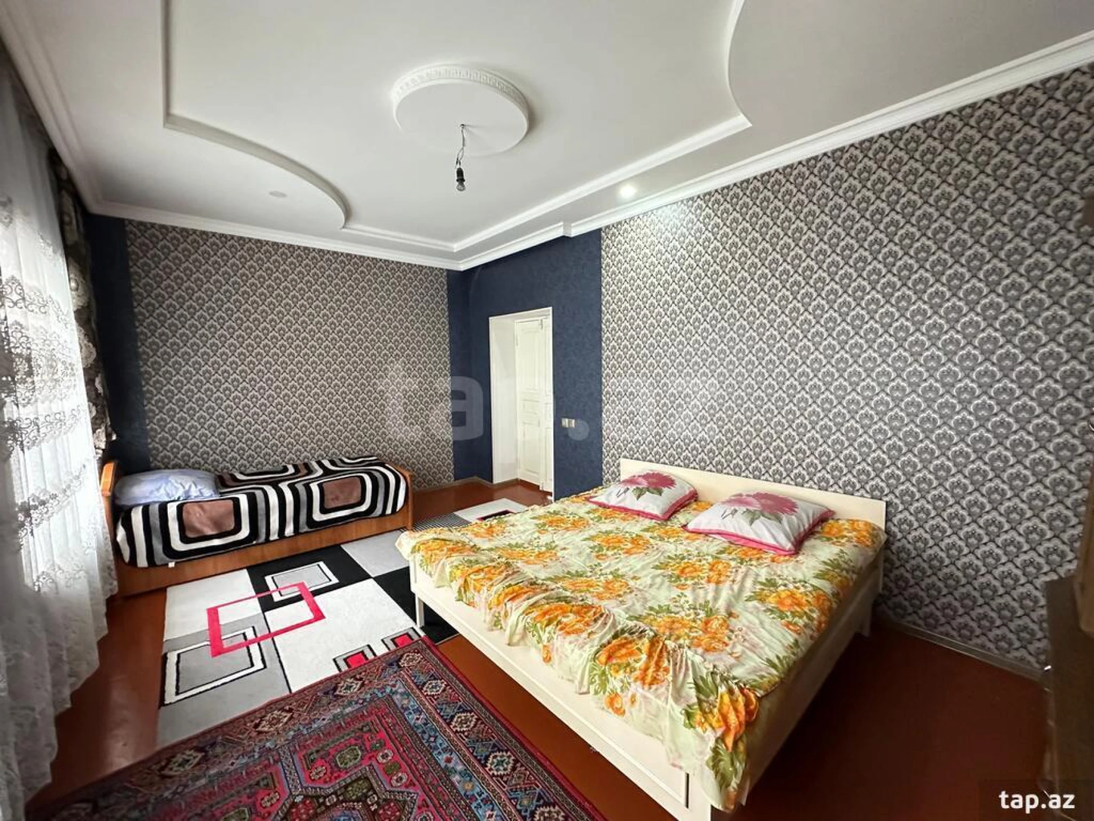 Kirayə verilir 3 otaqlı həyət evi