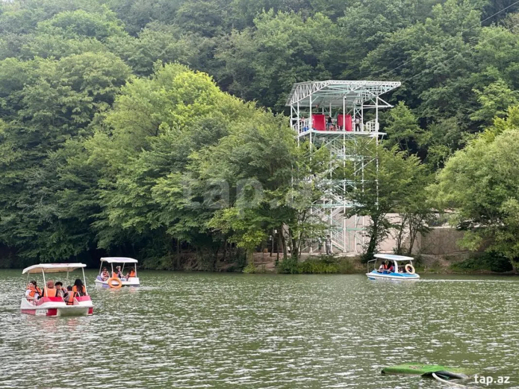 Kirayə verilir 3 otaqlı həyət evi