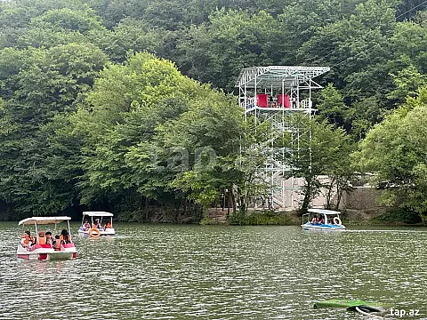 Kirayə verilir 3 otaqlı həyət evi