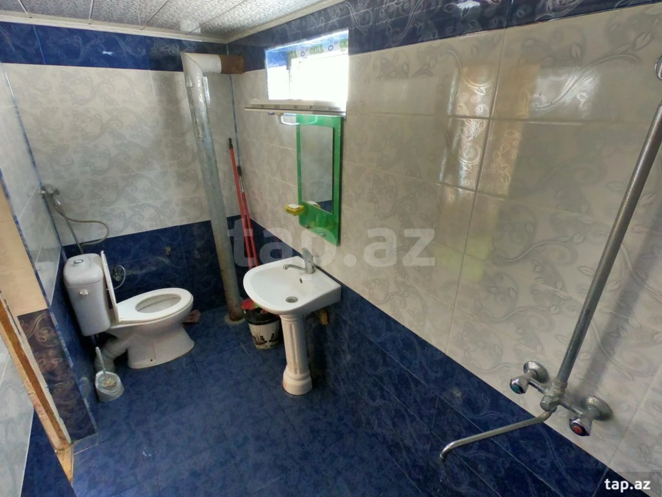 Kirayə verilir 3 otaqlı həyət evi