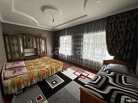 Kirayə verilir 3 otaqlı həyət evi