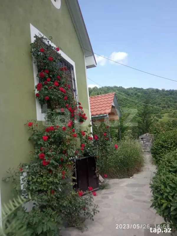 Kirayə verilir 3 otaqlı həyət evi