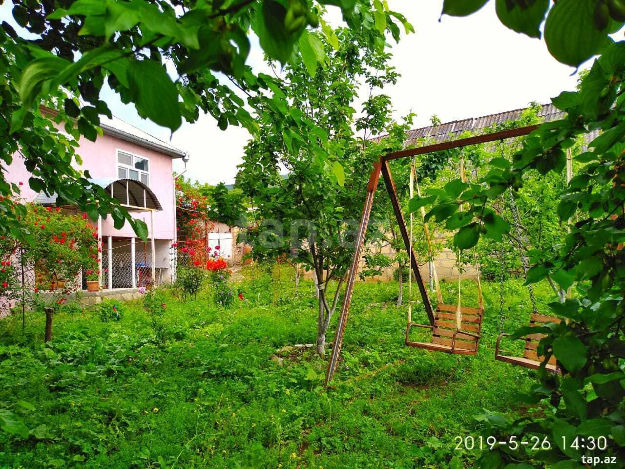 Kirayə verilir 4 otaqlı həyət evi