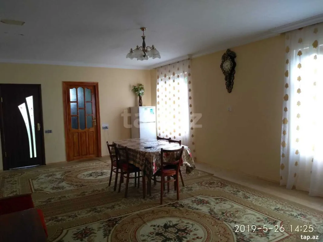 Kirayə verilir 4 otaqlı həyət evi