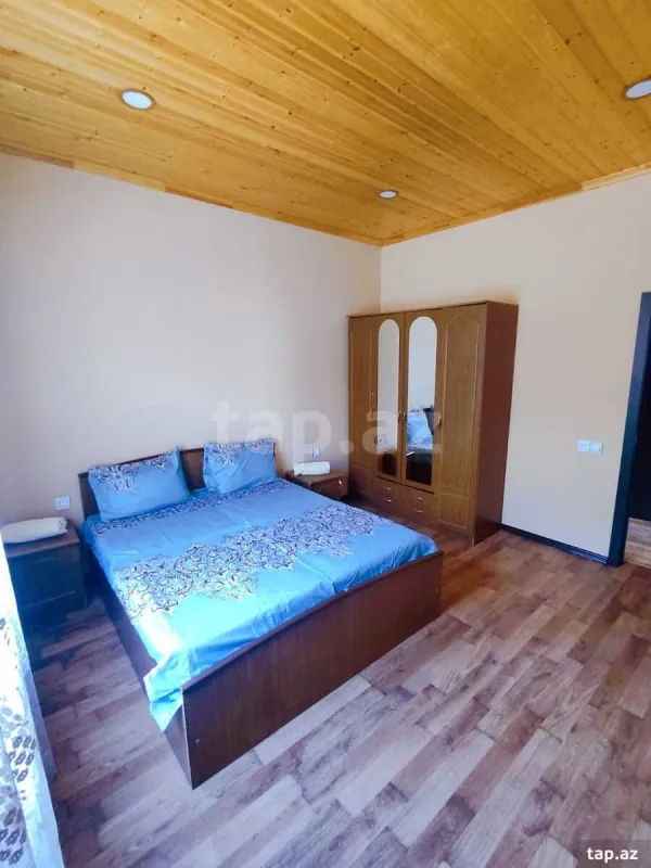 Kirayə verilir 3 otaqlı həyət evi