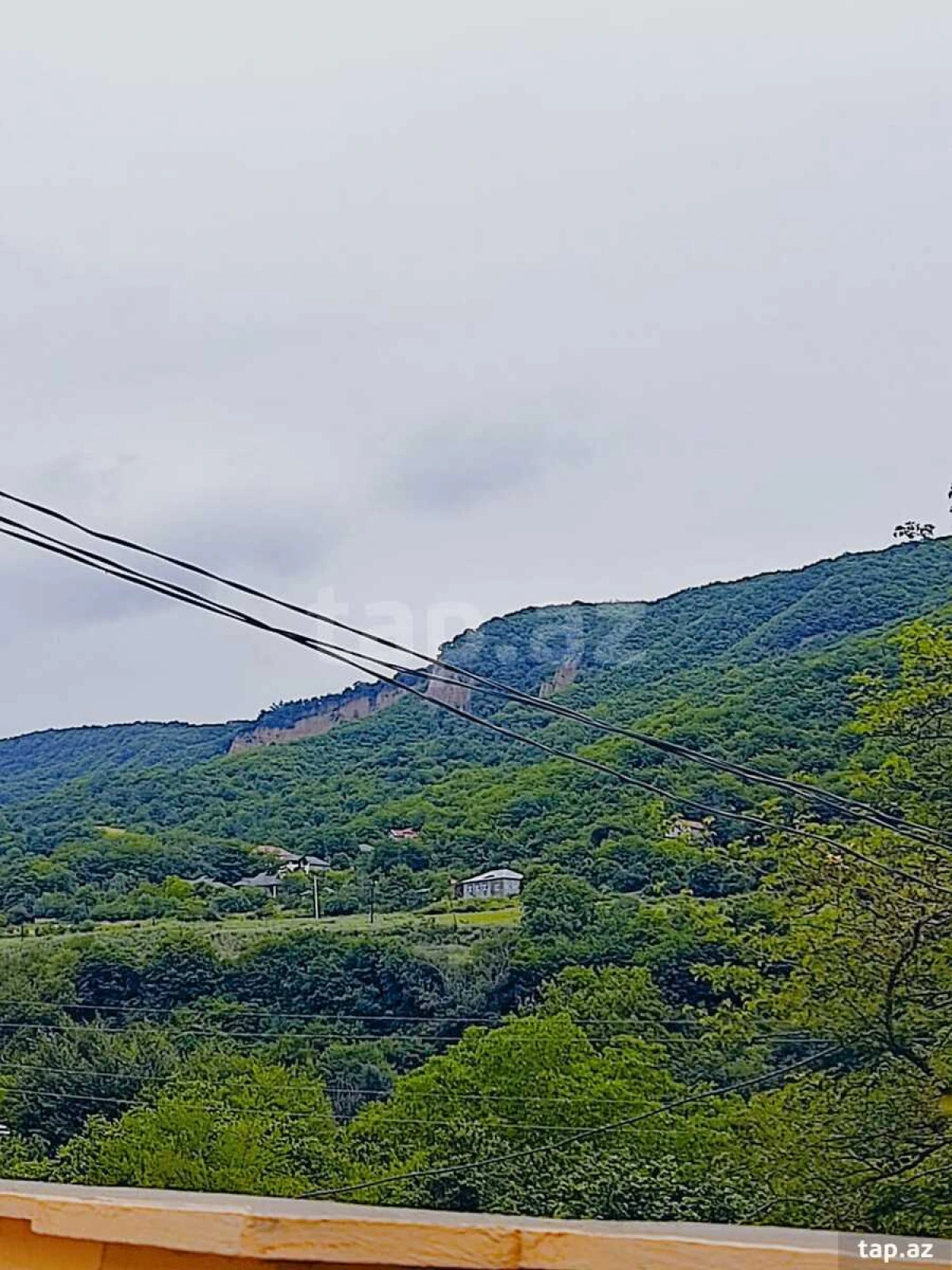 Kirayə verilir 3 otaqlı həyət evi