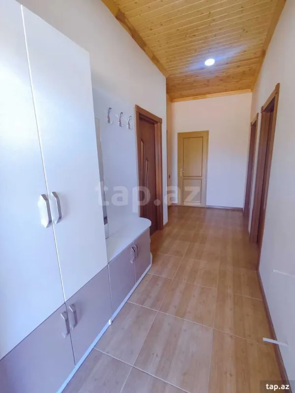 Kirayə verilir 3 otaqlı həyət evi