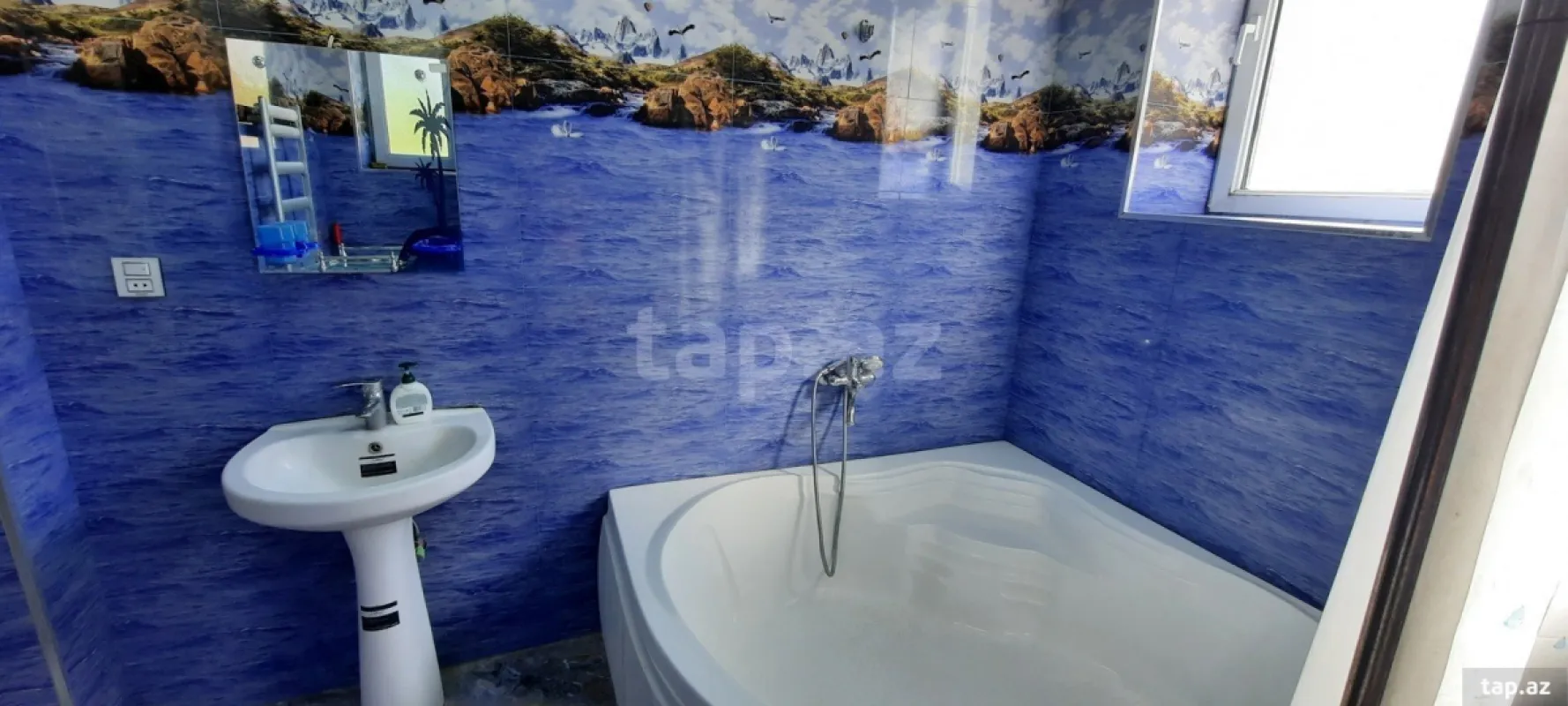 Kirayə verilir 6 otaqlı həyət evi