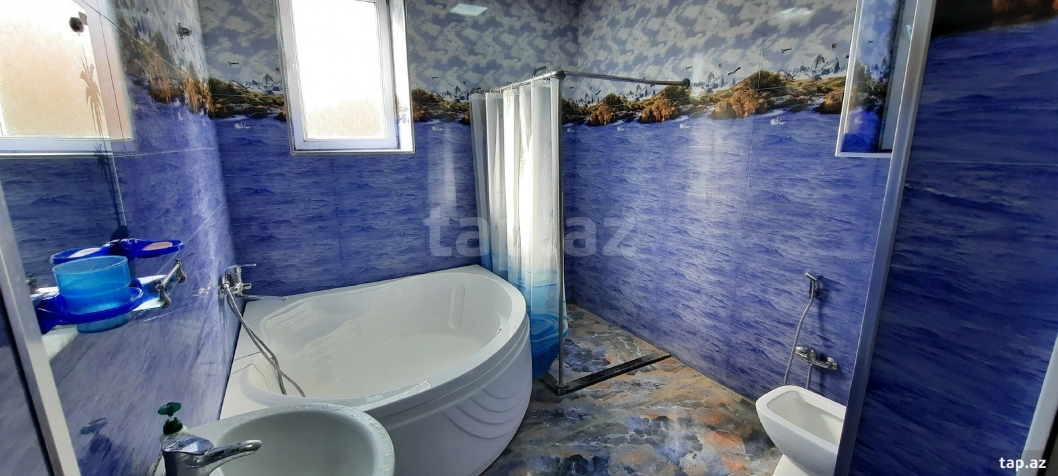 Kirayə verilir 6 otaqlı həyət evi