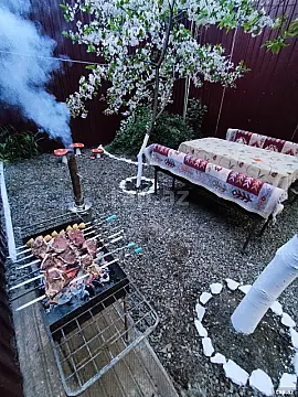 Kirayə verilir 1 otaqlı həyət evi