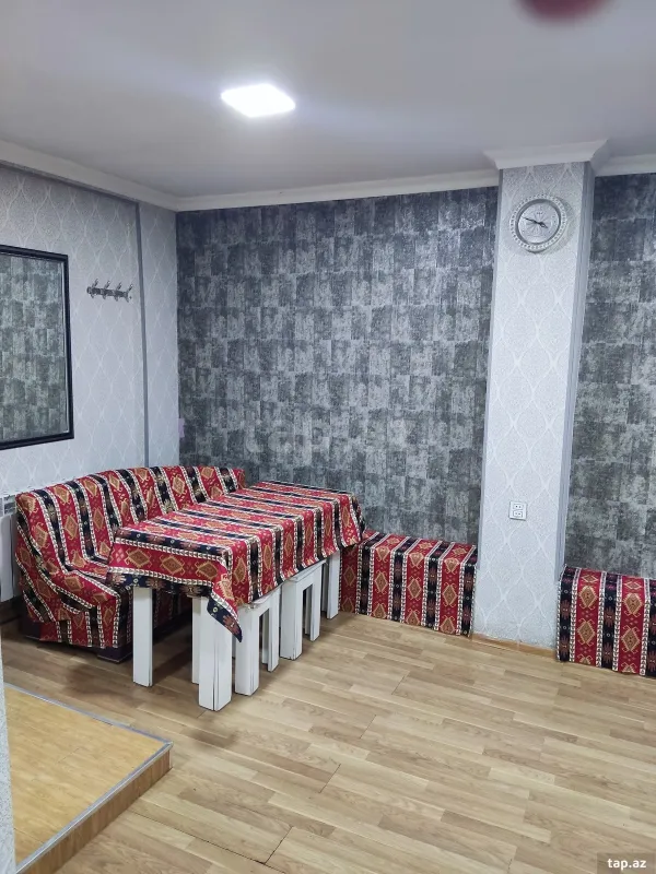 Kirayə verilir 1 otaqlı həyət evi