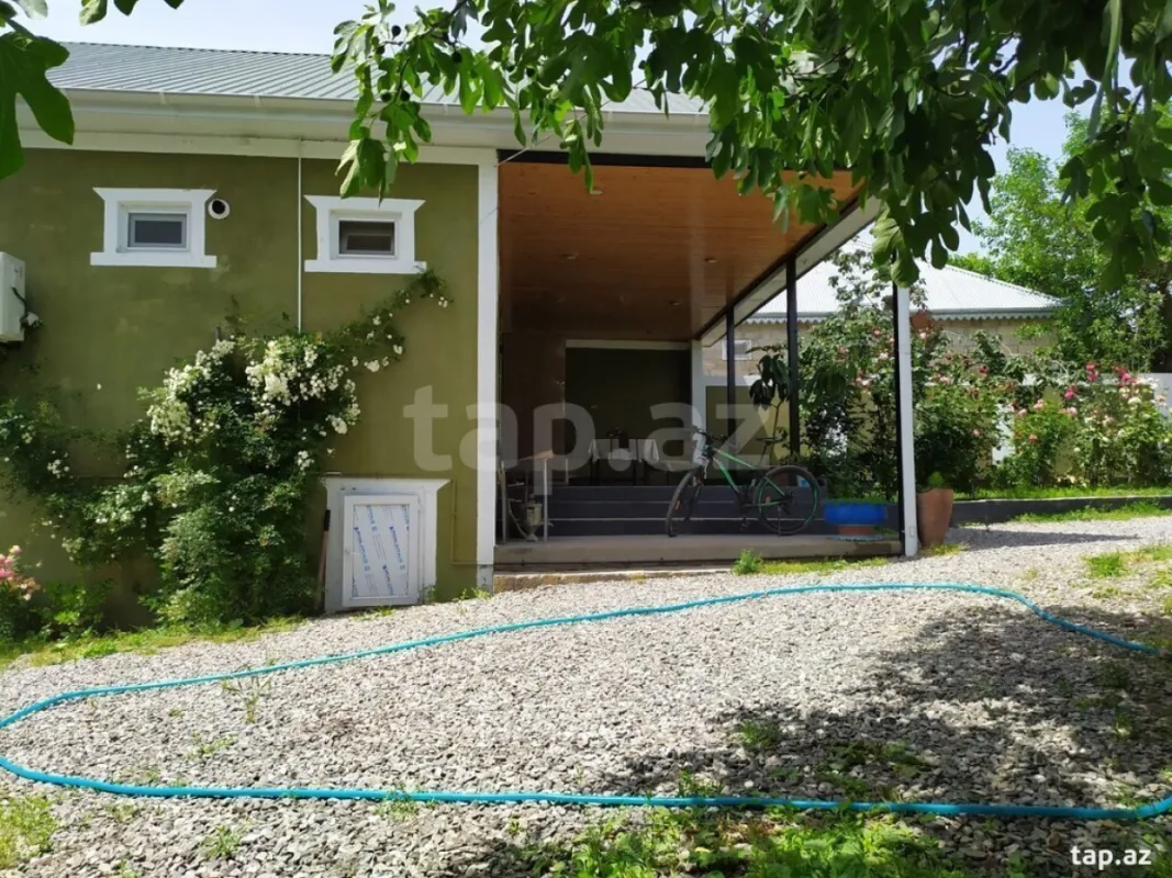 Kirayə verilir 4 otaqlı həyət evi 160 m²