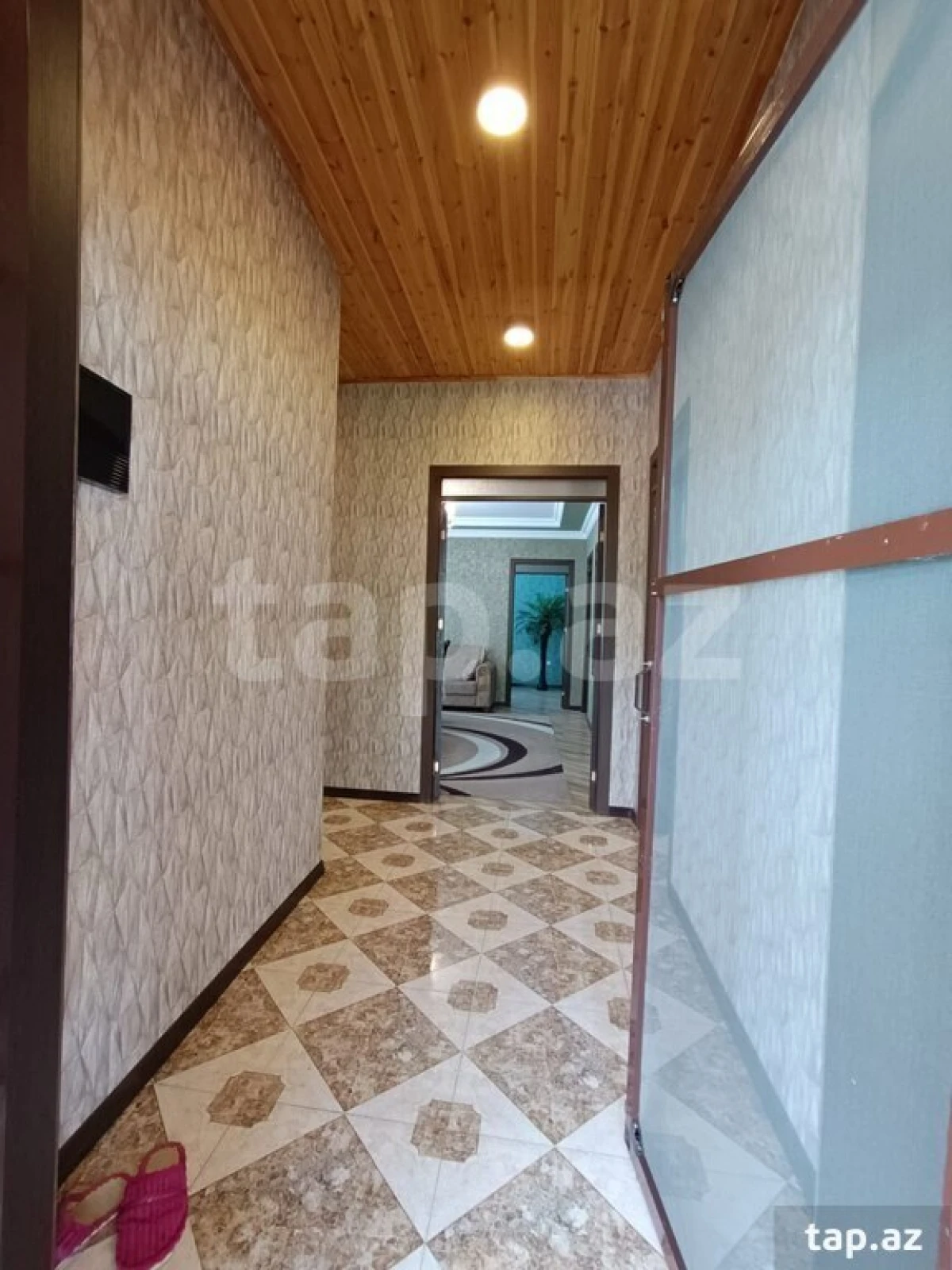Kirayə verilir 4 otaqlı həyət evi 160 m²