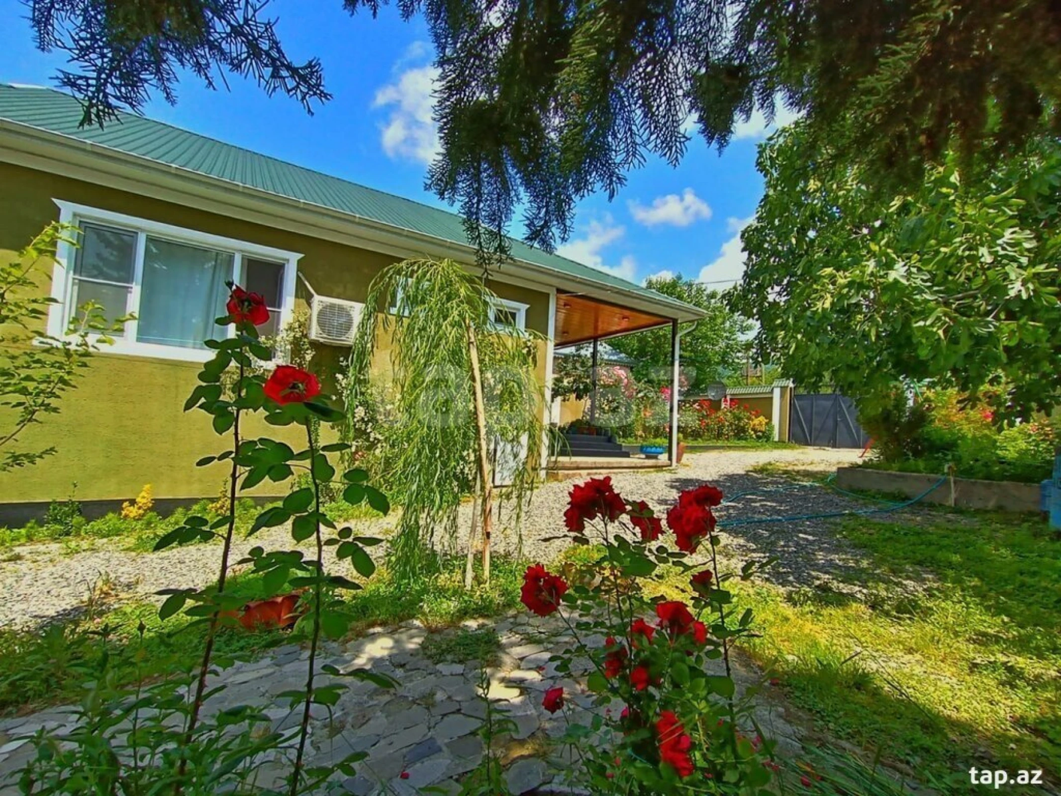 Kirayə verilir 4 otaqlı həyət evi 160 m²