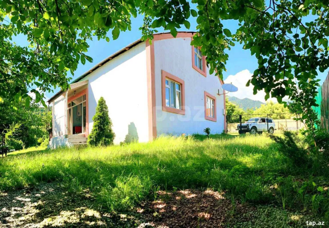 Kirayə verilir 3 otaqlı həyət evi