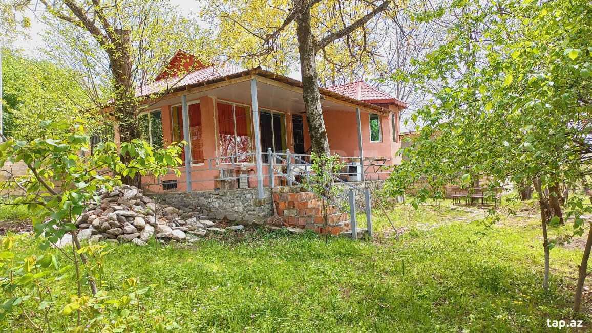 Kirayə verilir 3 otaqlı həyət evi 100 m²