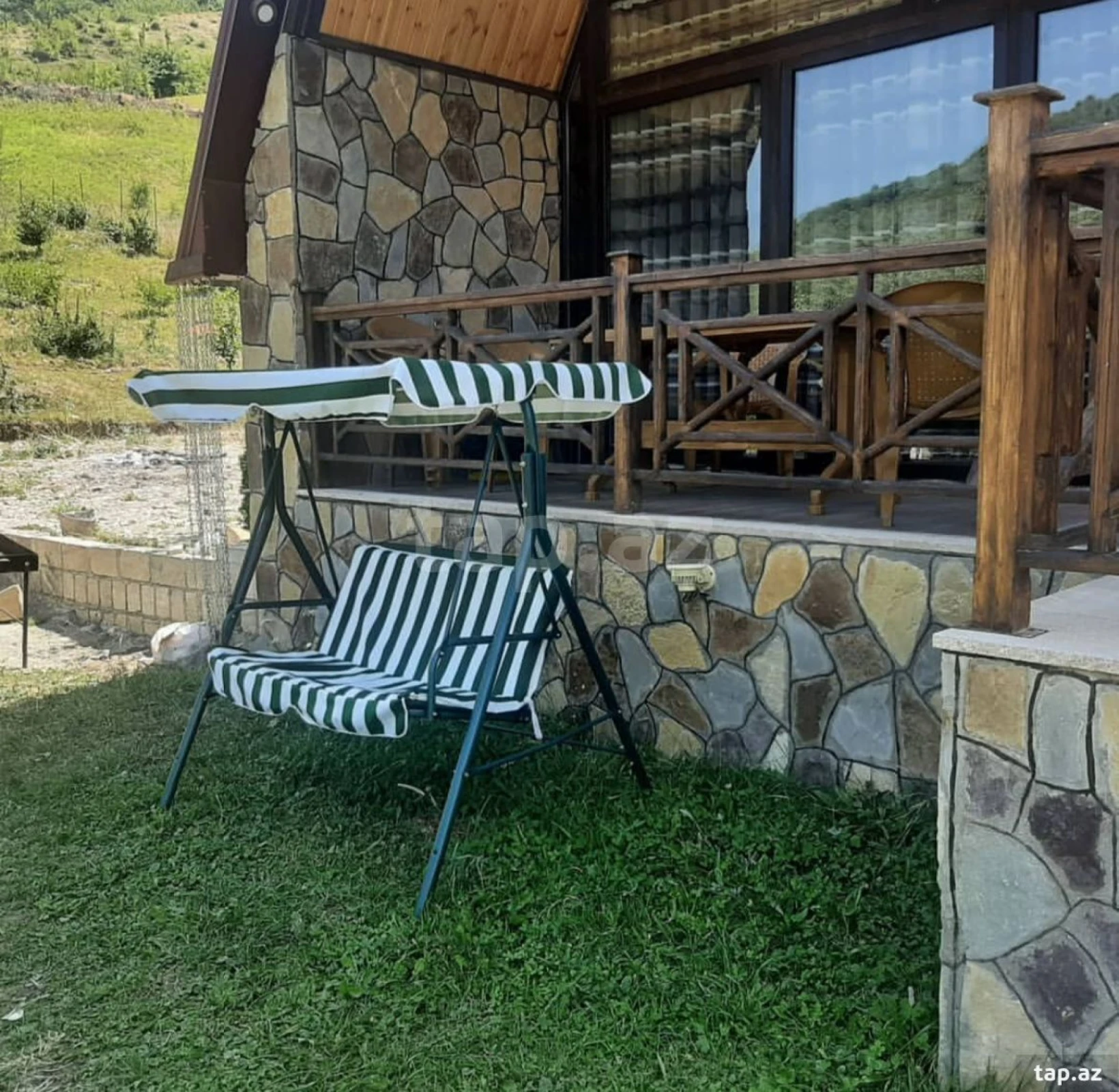 Kirayə verilir 3 otaqlı həyət evi