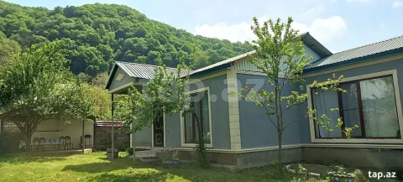 Kirayə verilir 3 otaqlı həyət evi 100 m² — Qəbələ 3 otaq 100.00 m²