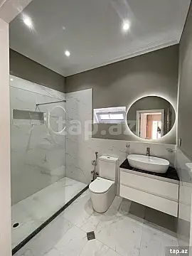 Satılır 6 otaqlı həyət evi 600 m²